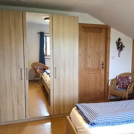 Joerg - Giebelwohnung Gipfelstuermer Mit Balkon, Naturnahe Lage, Hunde Willkommen * Rettenberg
