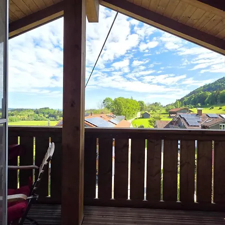 Apartman Joerg - Giebelwohnung Gipfelstuermer Mit Balkon, Naturnahe Lage, Hunde Willkommen